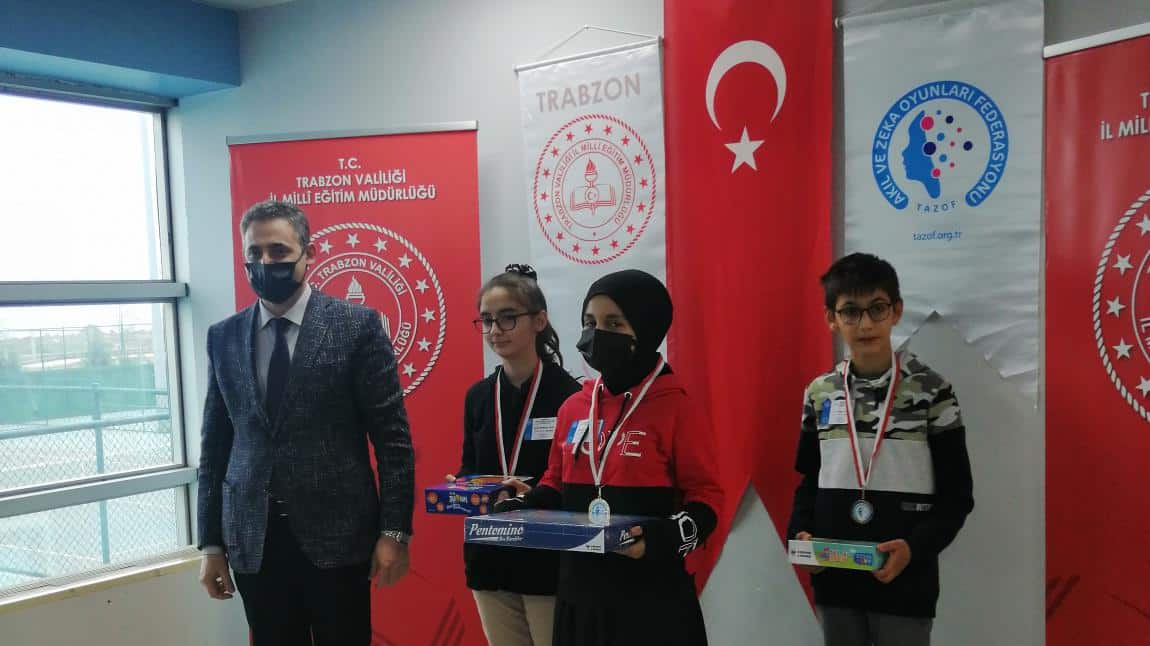 Türkiye Akıl ve Zeka Oyunları Turnuvasında İl Üçüncülüğümüz
